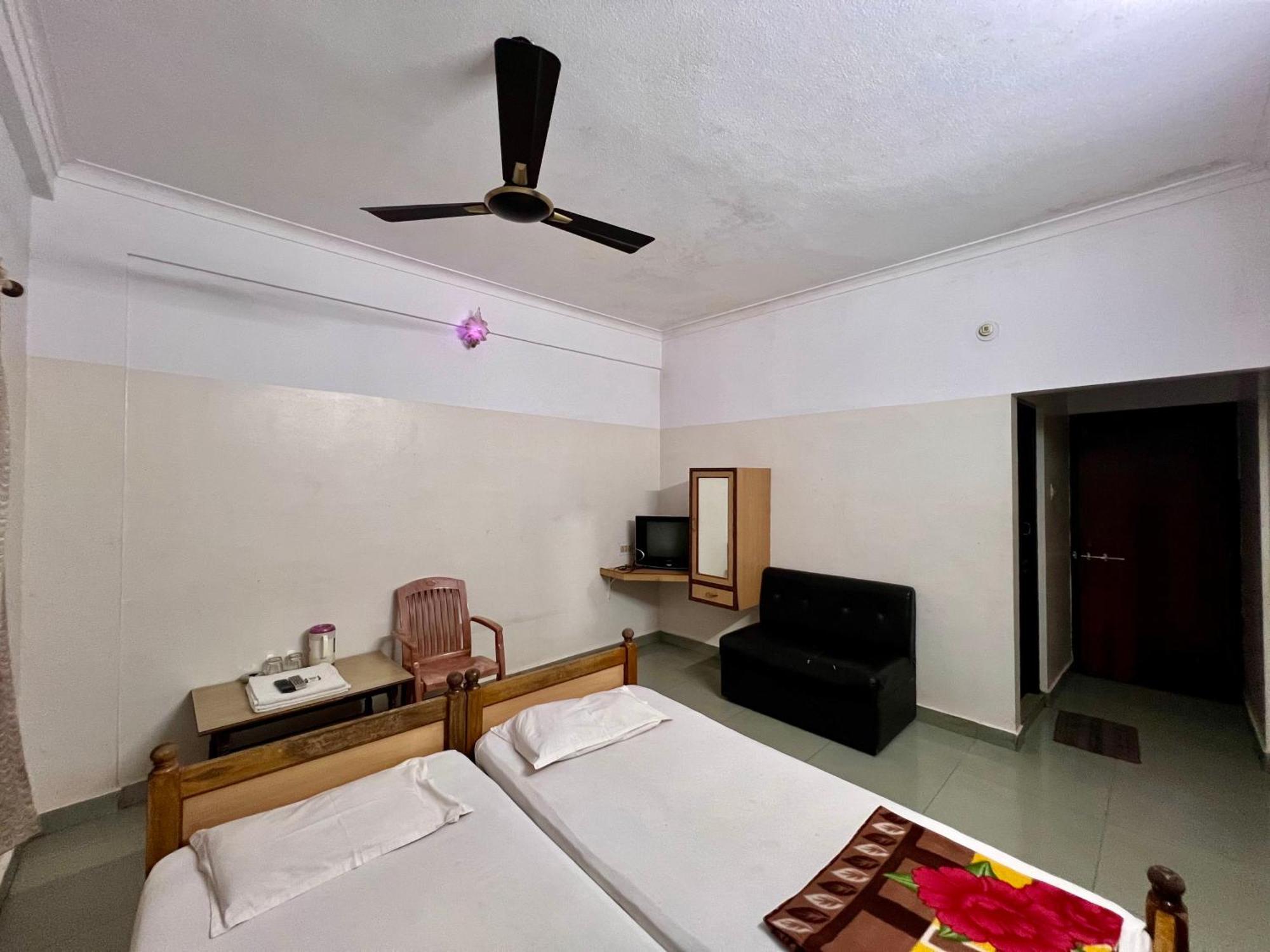Sai Sagar Hotel Manipal Eksteriør billede