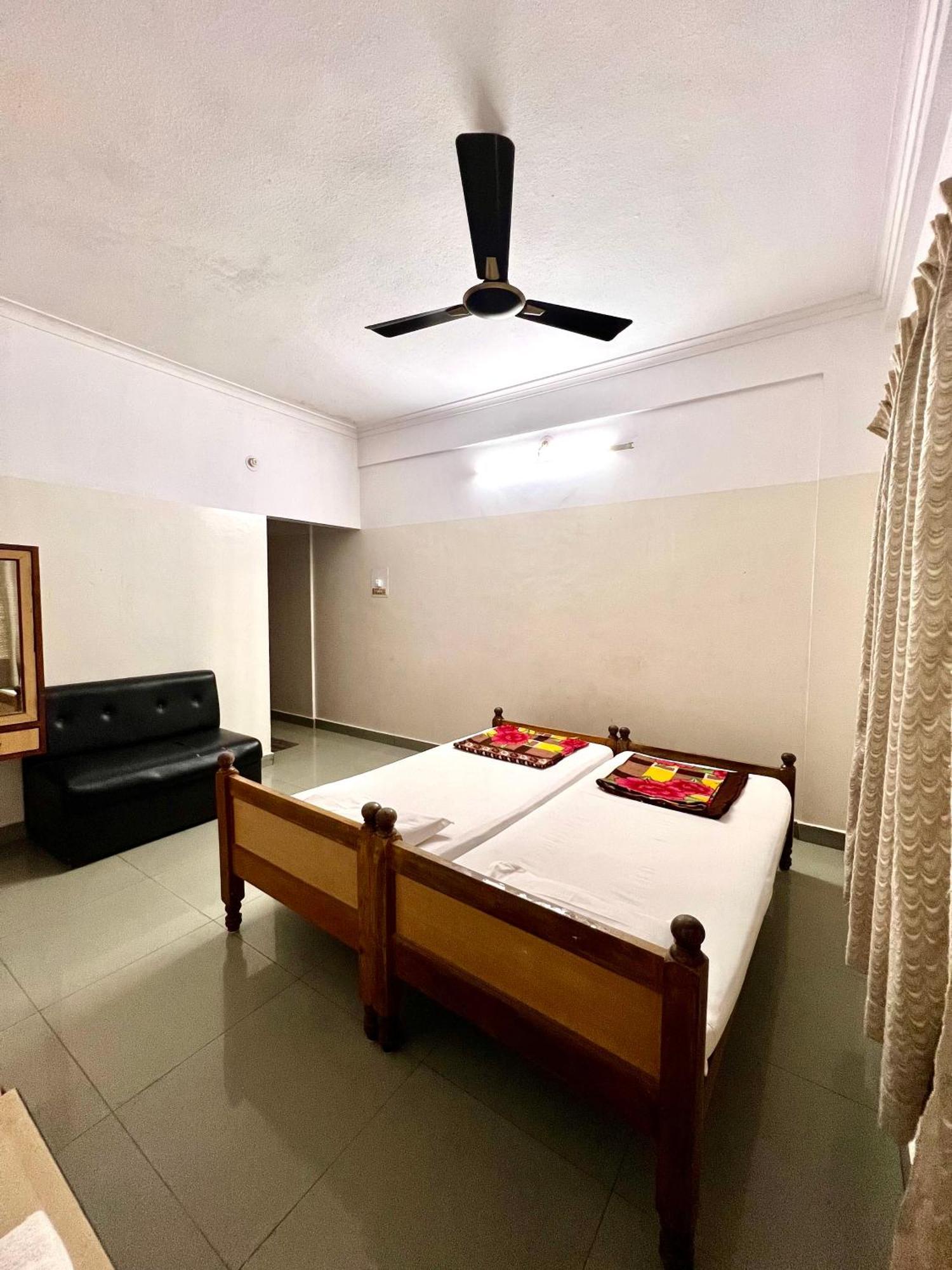 Sai Sagar Hotel Manipal Eksteriør billede